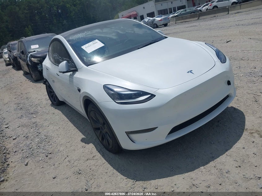 7SAYGDEE7SA360865 2025 Tesla Model Y Long Range Dual Motor All-Wheel Drive auction photo 1