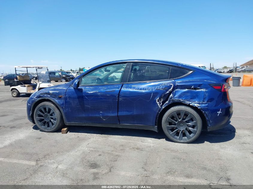 2021 Tesla Model Y Long Range Dual Motor All-Wheel Drive VIN: 5YJYGDEEXMF067965 Lot: 42827852