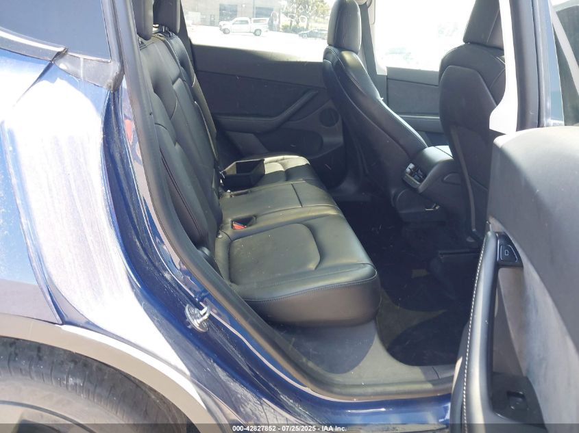 2021 Tesla Model Y Long Range Dual Motor All-Wheel Drive VIN: 5YJYGDEEXMF067965 Lot: 42827852