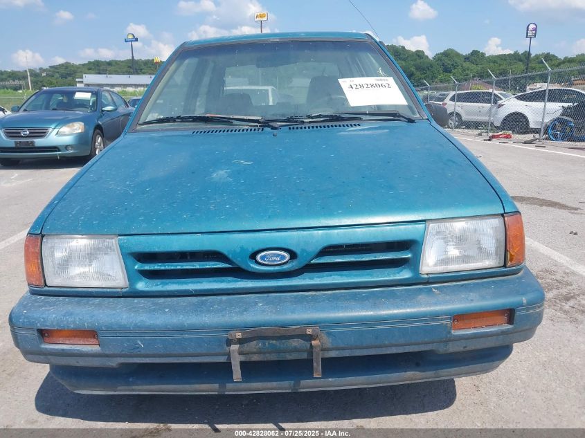 1993 Ford Festiva Gl VIN: KNJPT06H5P6137202 Lot: 42828062