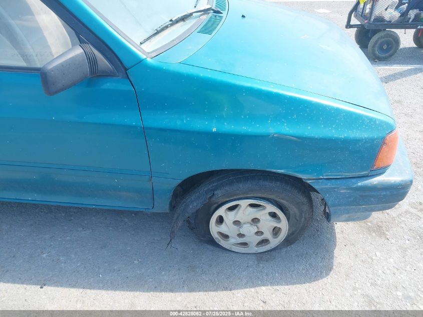 1993 Ford Festiva Gl VIN: KNJPT06H5P6137202 Lot: 42828062