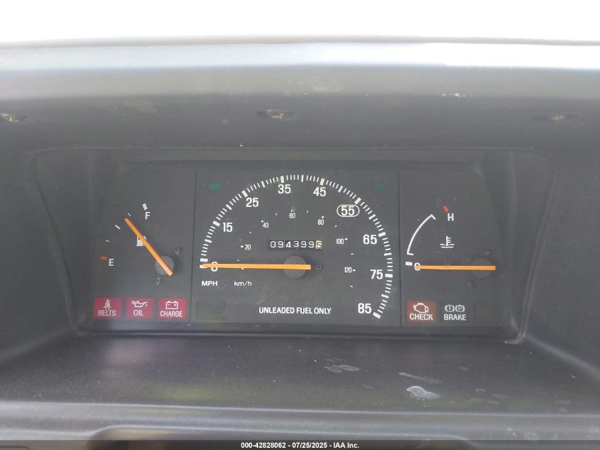 1993 Ford Festiva Gl VIN: KNJPT06H5P6137202 Lot: 42828062