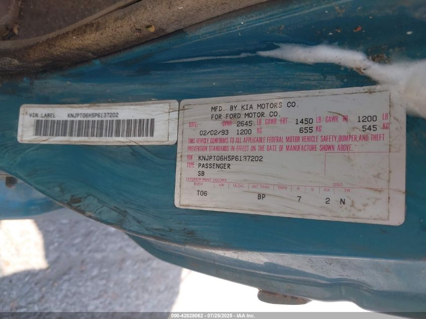 1993 Ford Festiva Gl VIN: KNJPT06H5P6137202 Lot: 42828062