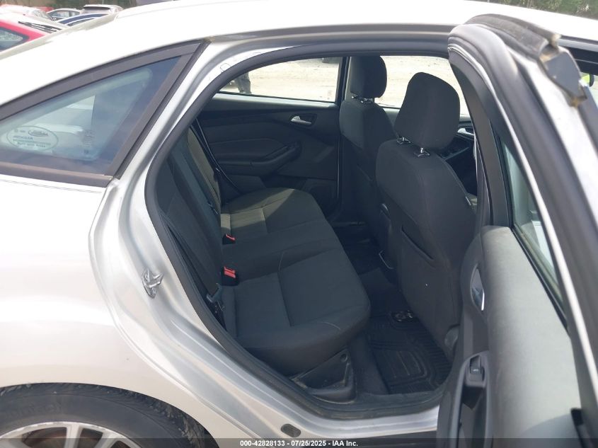 2015 Ford Focus Se VIN: 1FADP3F24FL212887 Lot: 42828133