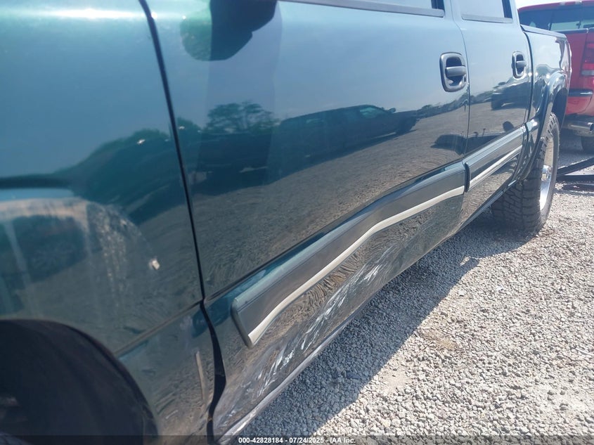 2006 Chevrolet Silverado 1500 Lt1 VIN: 2GCEK13T061227875 Lot: 42828184