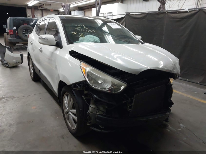 KM8JU3AC6BU220687 2011 Hyundai Tucson Limited auction photo 1