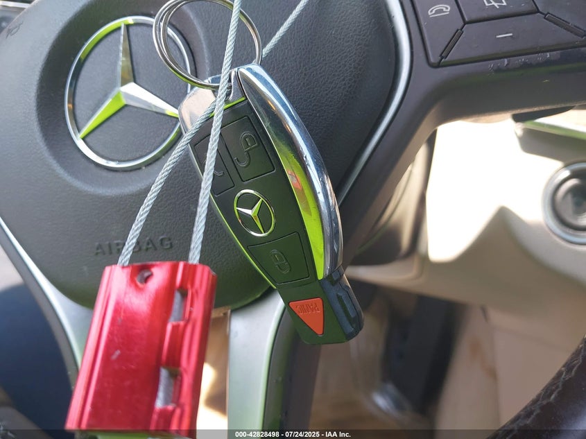 2014 MERCEDES-BENZ E 350 - WDDHF5KB3EA950759