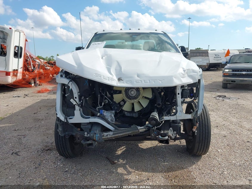 1FDUF4GN0NDA27428 2022 FORD F450 photo no. 13