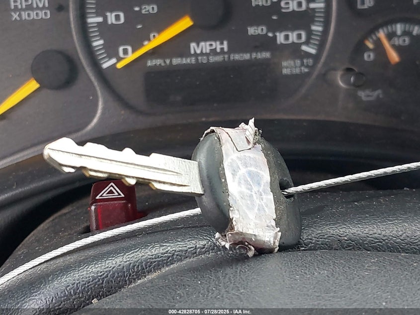 2001 Chevrolet Silverado 1500 Lt VIN: 2GCEK19T011291107 Lot: 42828705