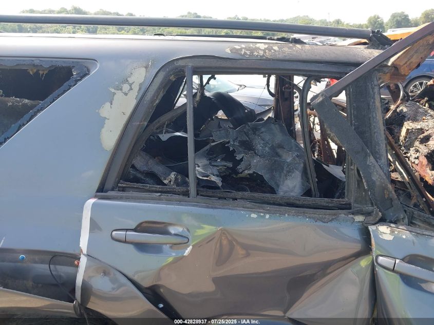 2005 Toyota 4Runner Limited V6 VIN: JTEBU17R650077627 Lot: 42828937