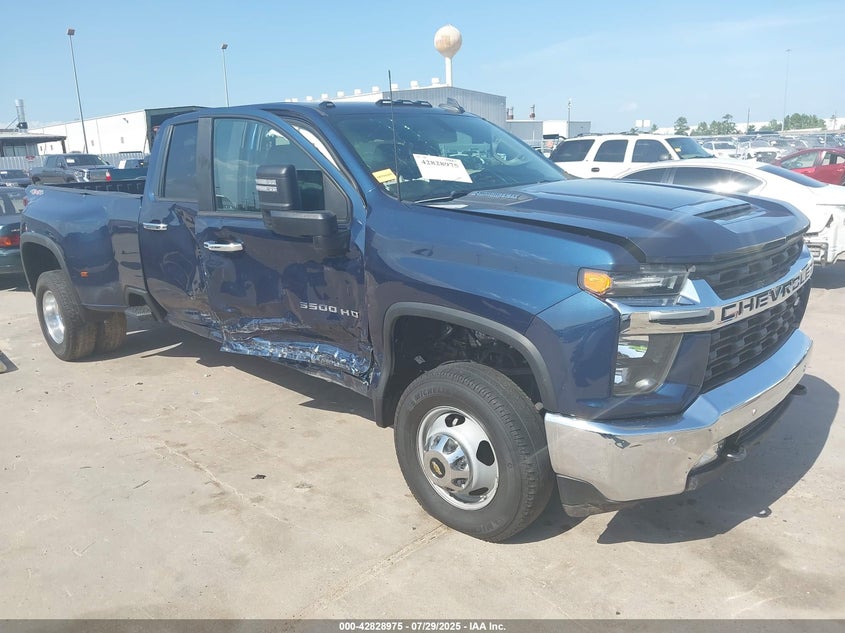 1GC4YTEY0NF279707 2022 Chevrolet Silverado 3500Hd 4Wd Long Bed Lt auction photo 1