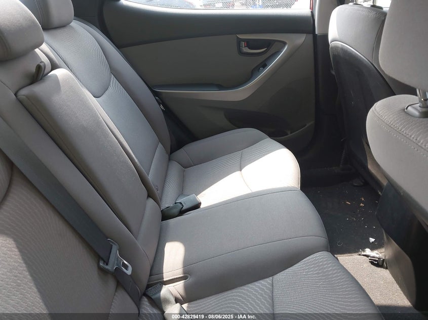 2015 Hyundai Elantra Se VIN: 5NPDH4AE6FH615627 Lot: 42829419