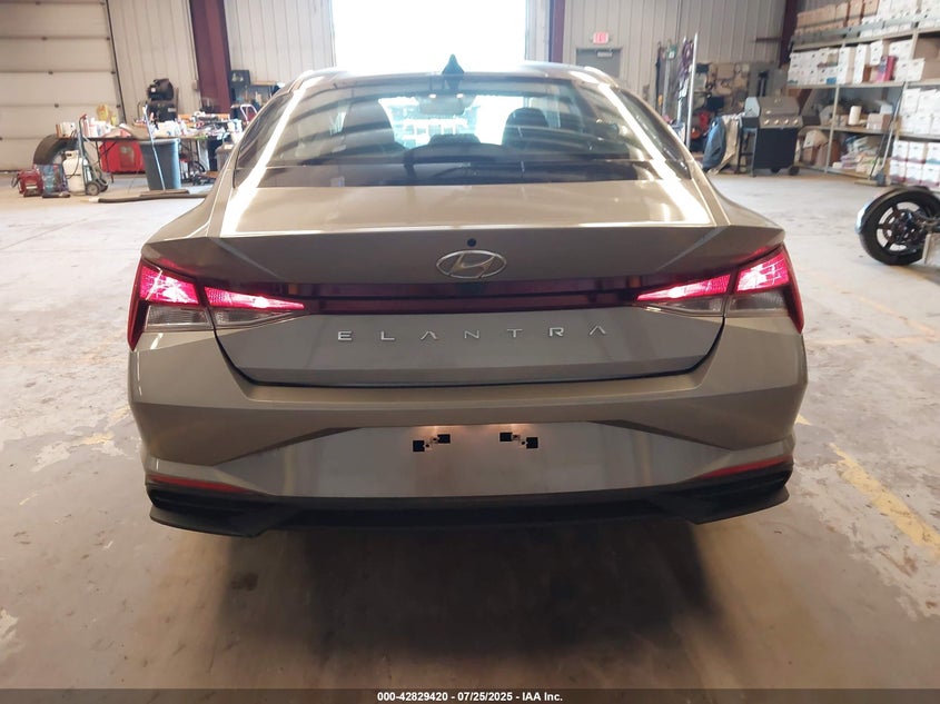 2023 HYUNDAI ELANTRA SEL KMHLM4AG8PU444410
