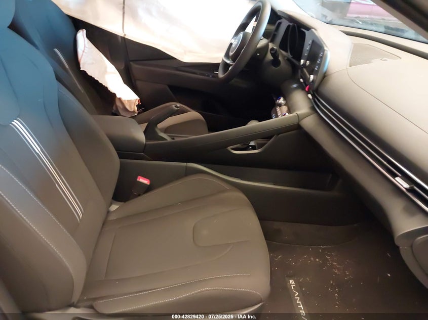 2023 HYUNDAI ELANTRA SEL KMHLM4AG8PU444410