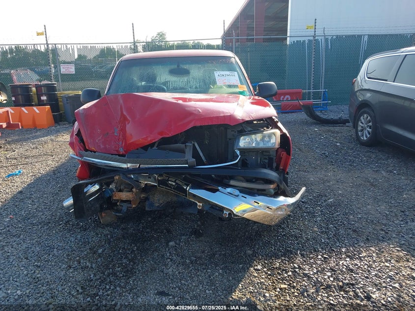 2004 Chevrolet Silverado 1500 VIN: 1GCEC14V04Z258156 Lot: 42829555