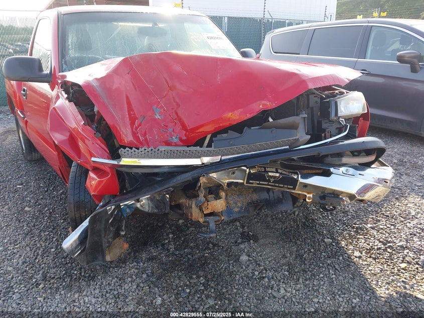 2004 Chevrolet Silverado 1500 VIN: 1GCEC14V04Z258156 Lot: 42829555