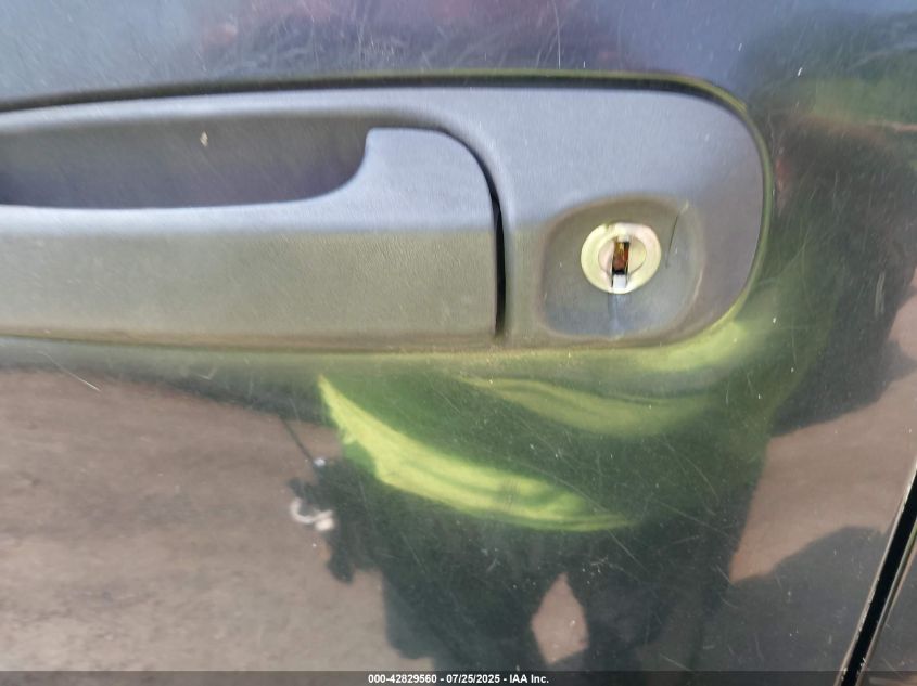 2004 Dodge Ram 1500 Slt/Laramie VIN: 1D7HU18D64J280145 Lot: 42829560