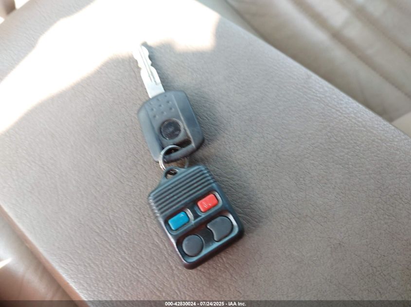 2005 Mercury Mountaineer VIN: 4M2ZU86E65UJ08887 Lot: 42830024