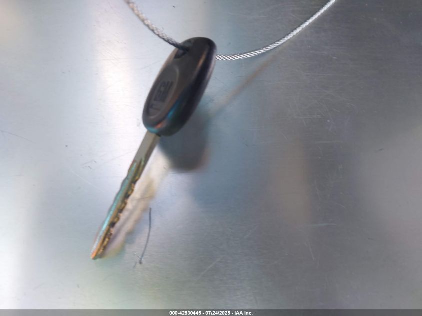 2005 Chevrolet Tahoe Lt VIN: 1GNEC13T15R272124 Lot: 42830445