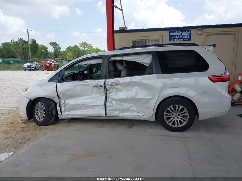 2017 TOYOTA SIENNA XLE 8 PASSENGER - 5TDYZ3DC7HS876605