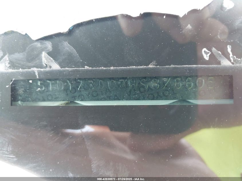 2017 TOYOTA SIENNA XLE 8 PASSENGER - 5TDYZ3DC7HS876605