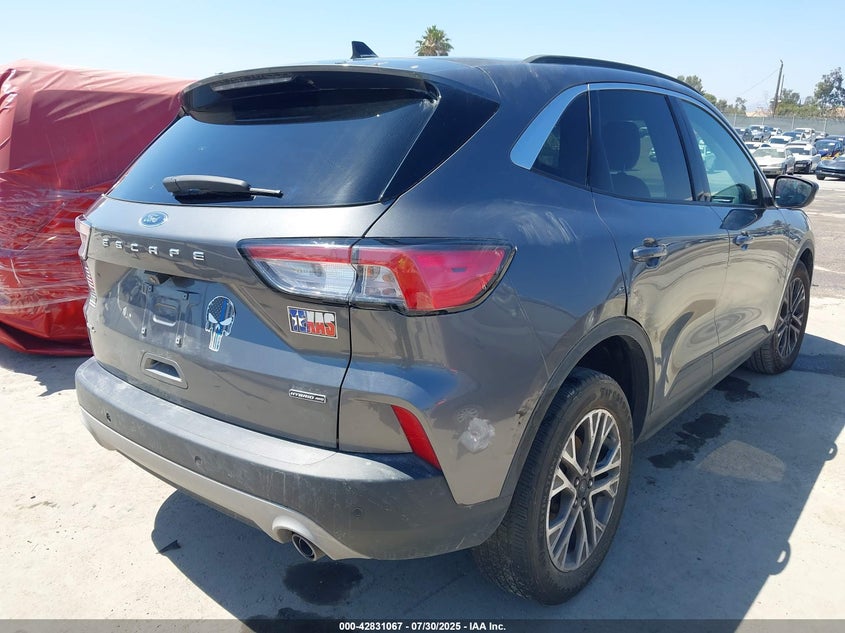 1FMCU9CZ4MUA83409 2021 FORD ESCAPE photo no. 4