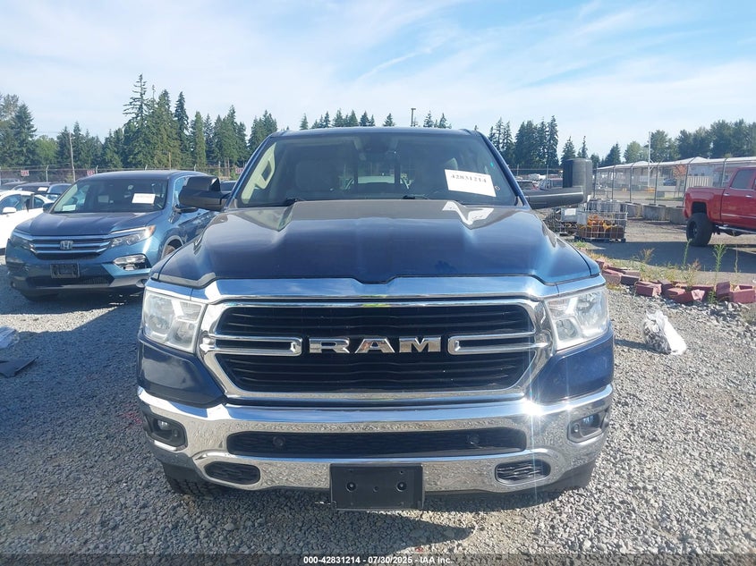 1C6SRFMT7KN786222 2019 Ram 1500 5.7 Big Horn lone Star 4x4 6'4 Box Blue