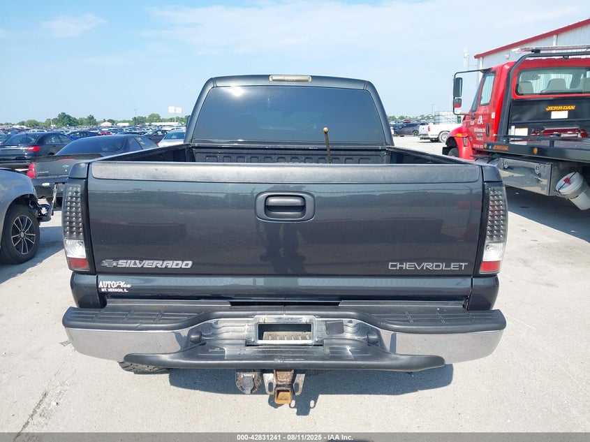 2005 Chevrolet Silverado 2500Hd Ls VIN: 1GCHK23275F952715 Lot: 42831241