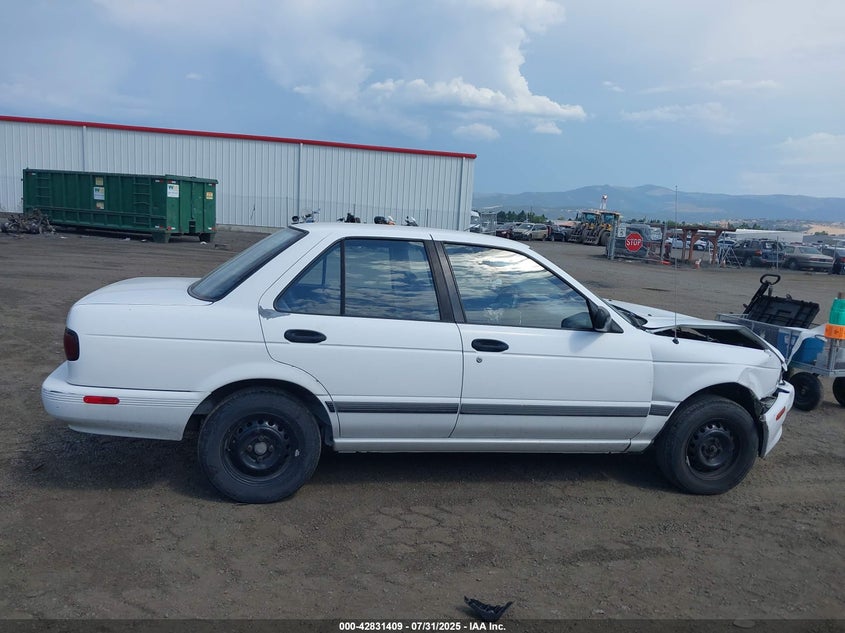 1994 Nissan Sentra E/Xe/Gxe/Le VIN: 1N4EB31F2RC877000 Lot: 42831409