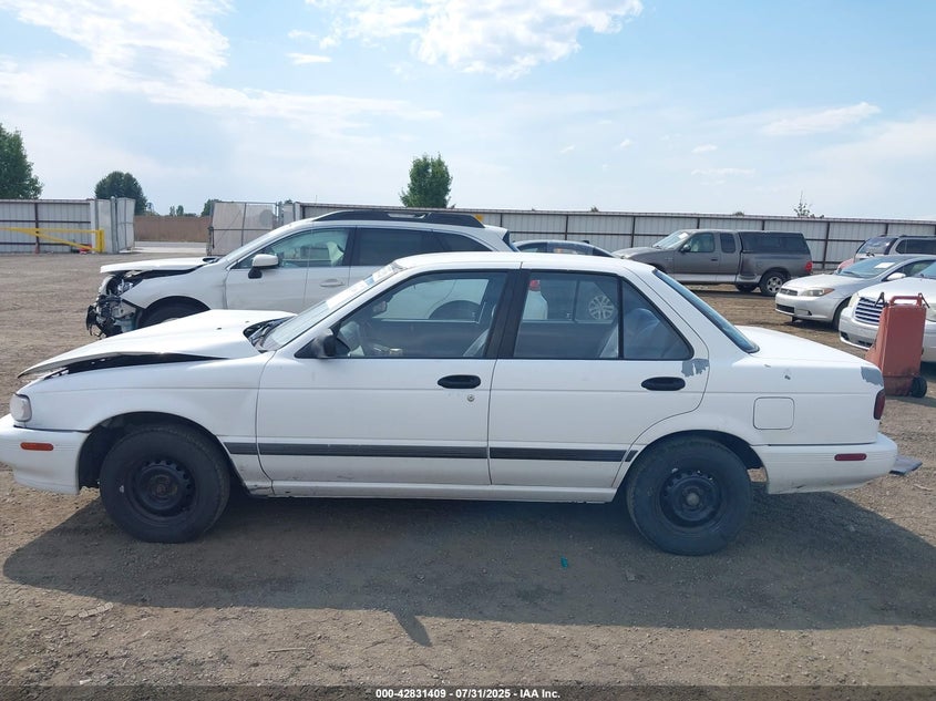 1994 Nissan Sentra E/Xe/Gxe/Le VIN: 1N4EB31F2RC877000 Lot: 42831409