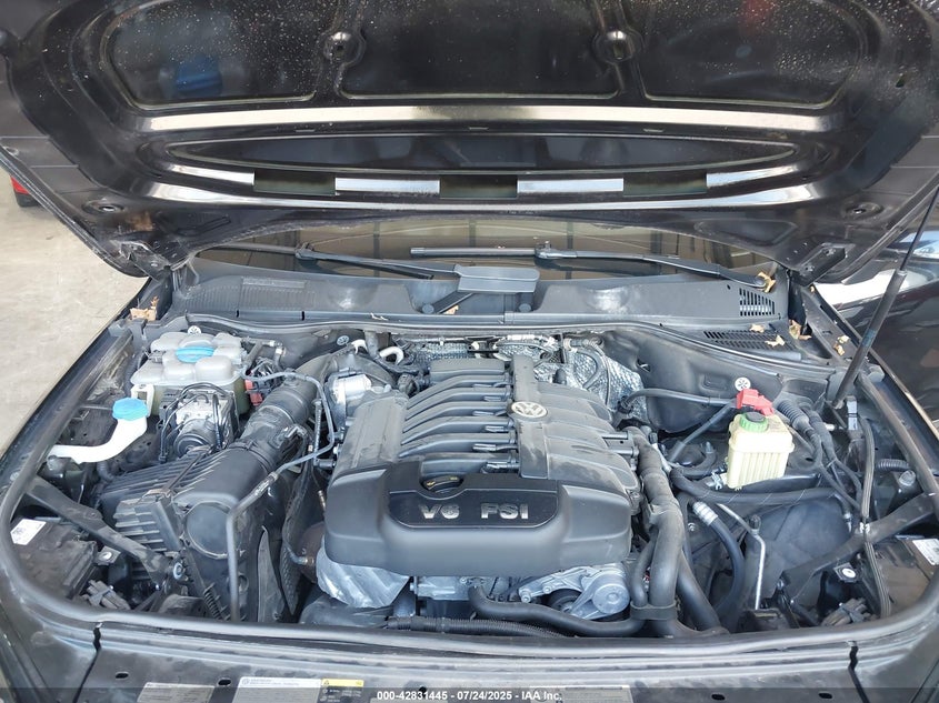 2016 VOLKSWAGEN TOUAREG VR6 SPORT - WVGEF9BPXGD006700