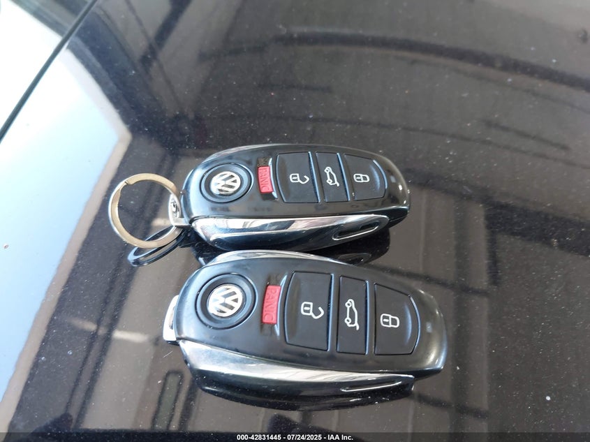 2016 VOLKSWAGEN TOUAREG VR6 SPORT - WVGEF9BPXGD006700