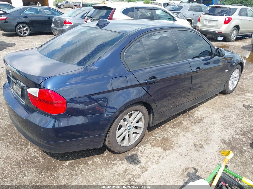 2007 BMW 328Xi VIN: WBAVC93517K033688 Lot: 42831939