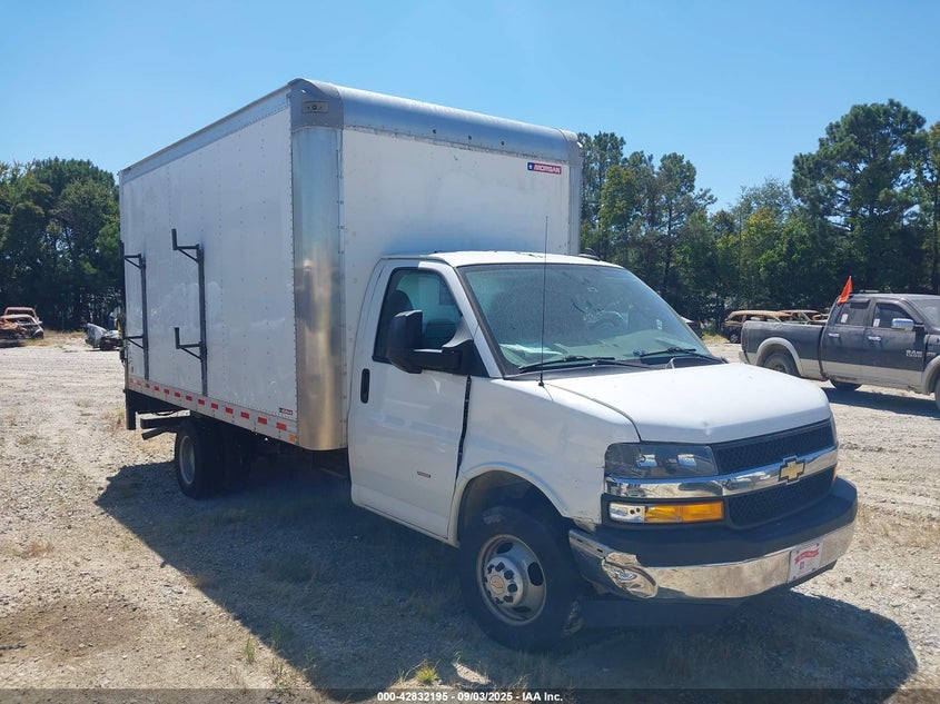 1HA3GSCG1LN012500 2020 Chevrolet Express Cutaway Work Van auction photo 1
