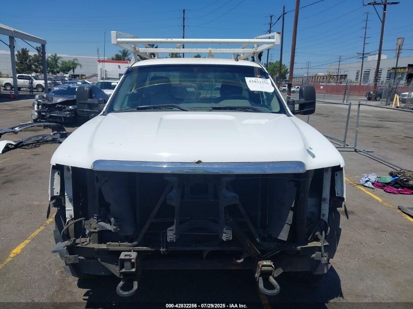 2007 GMC Sierra 2500Hd Work Truck VIN: 1GDHC24K17E586069 Lot: 42832256