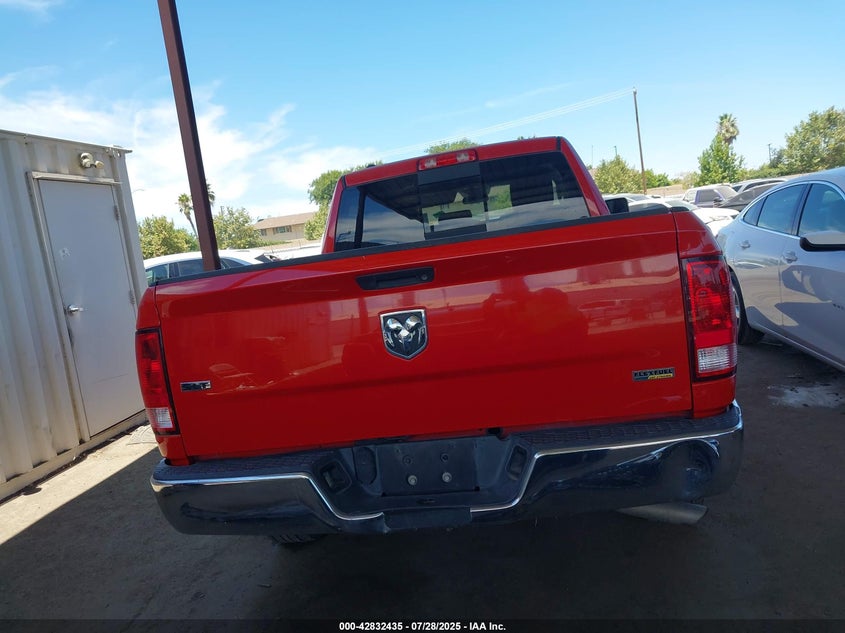 2017 RAM 1500 SLT  4X2 6'4 BOX - 1C6RR6GG2HS657201