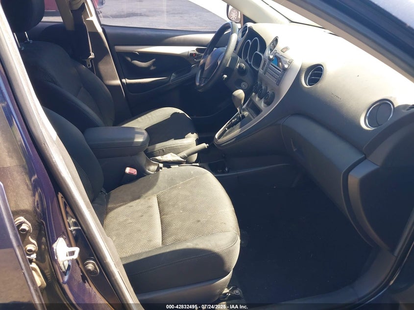 2009 Pontiac Vibe #5