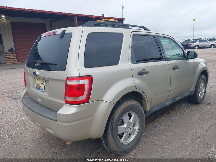 Vin: 1fmcu0d77ckb38566, lot: 43326024, ford escape xlt 20124