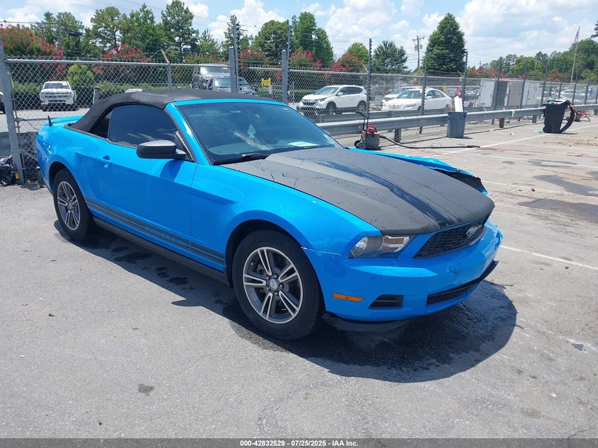 FORD MUSTANG V6 PREMIUM