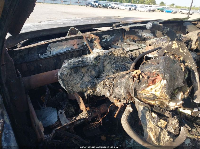 2002 Ford F-350 Lariat/Xl/Xlt VIN: 1FTWW32FX2ED51631 Lot: 42832590