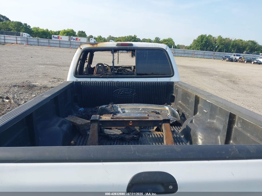 2002 Ford F-350 Lariat/Xl/Xlt VIN: 1FTWW32FX2ED51631 Lot: 42832590