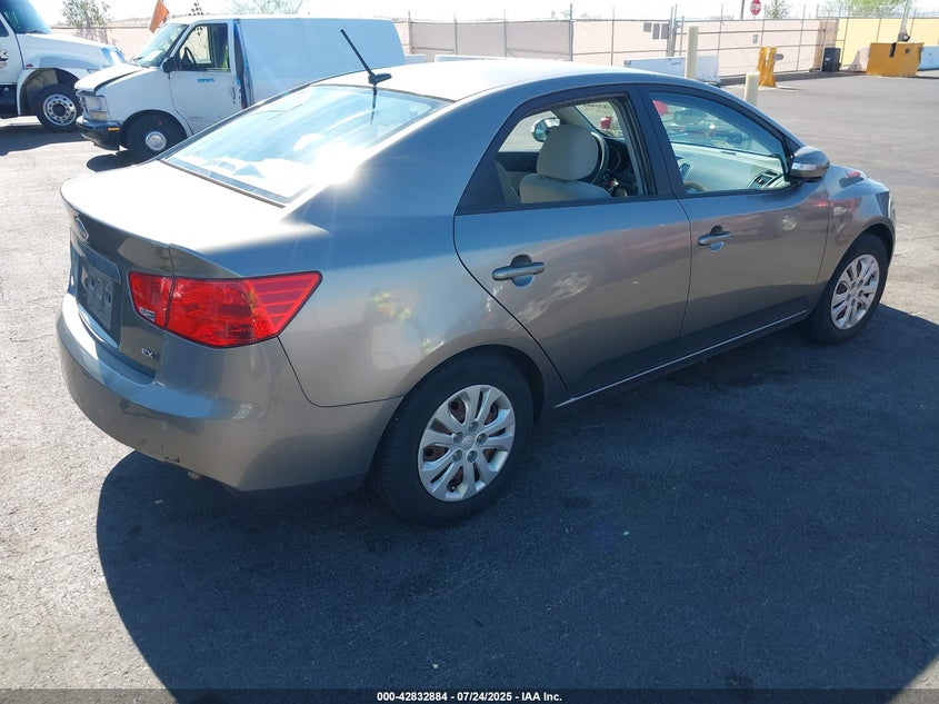 2010 Kia Forte Ex VIN: KNAFU4A23A5819981 Lot: 42832884