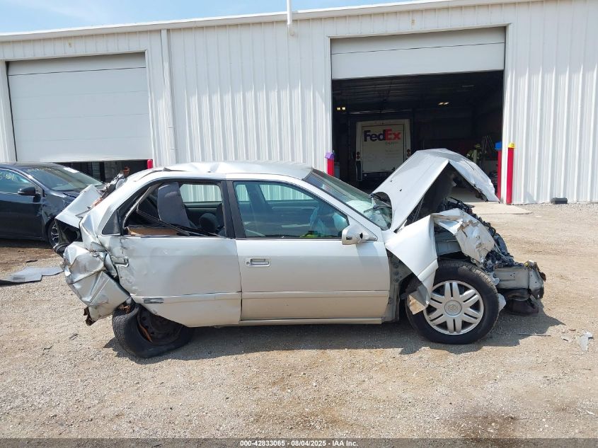 2001 Toyota Camry Le VIN: 4T1BG22K01U845614 Lot: 42833065