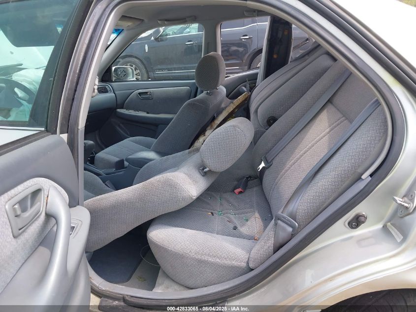 2001 Toyota Camry Le VIN: 4T1BG22K01U845614 Lot: 42833065