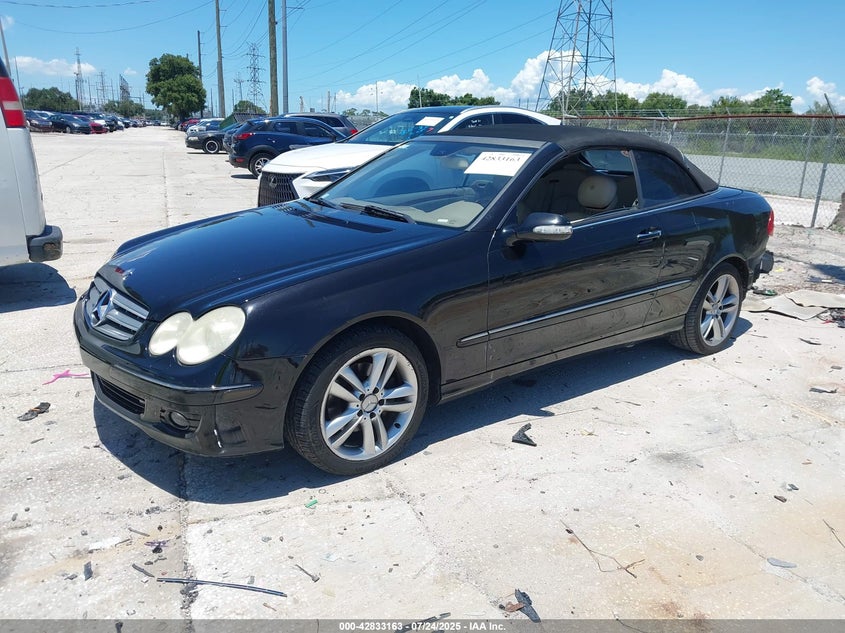 2007 Mercedes-Benz Clk 350 VIN: WDBTK56F57T081875 Lot: 42833163