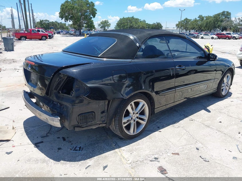 2007 Mercedes-Benz Clk 350 VIN: WDBTK56F57T081875 Lot: 42833163