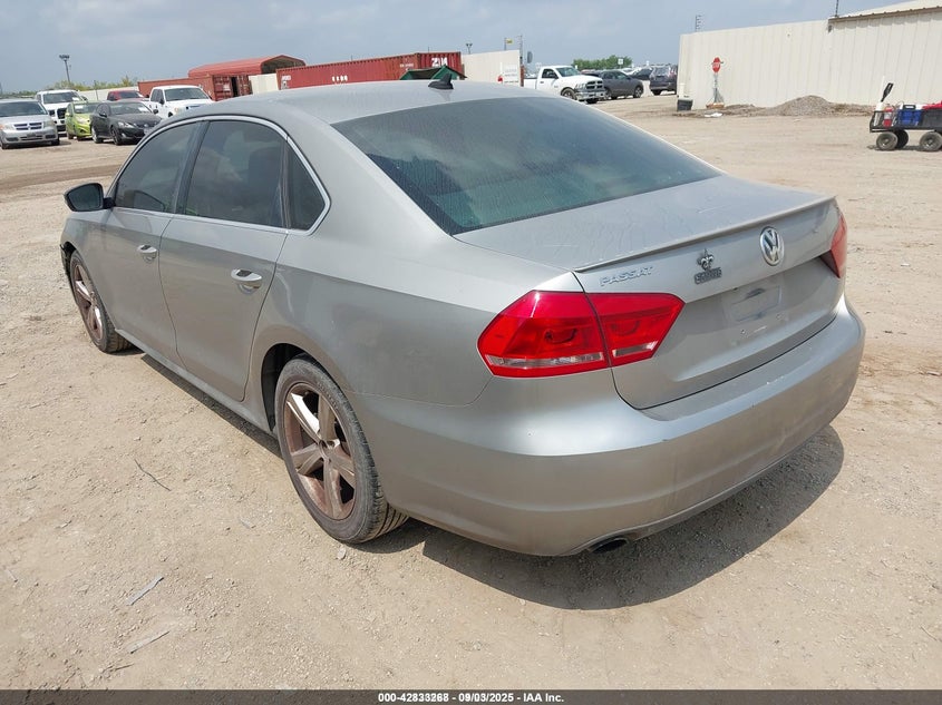 2013 VOLKSWAGEN PASSAT 2.5L SE - 1VWBH7A35DC120218