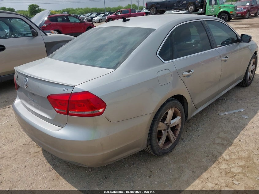 2013 VOLKSWAGEN PASSAT 2.5L SE - 1VWBH7A35DC120218