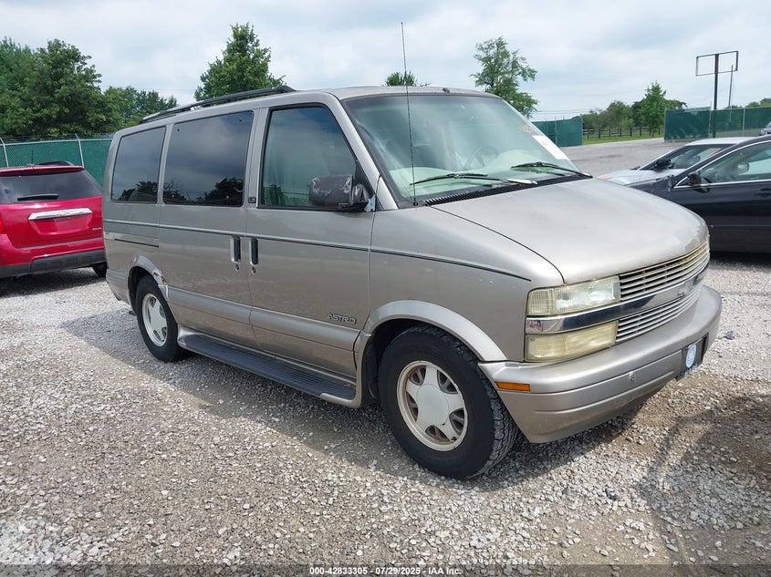 2002 Chevrolet Astro Ls