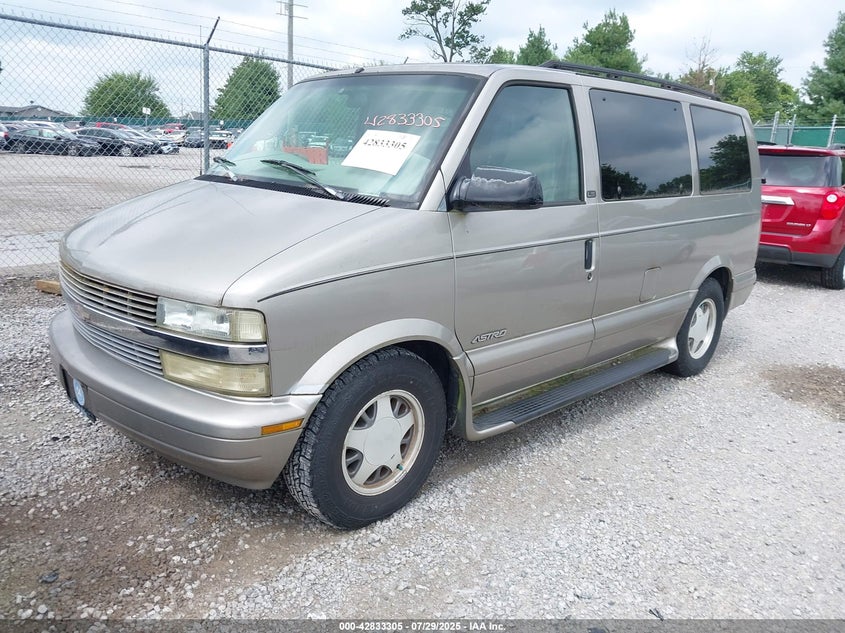 2002 CHEVROLET ASTRO — zdjęcie 2